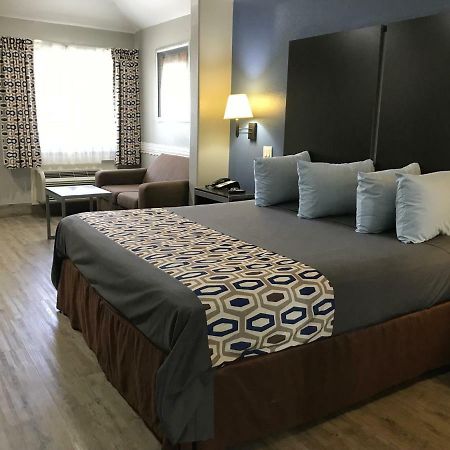 Camelot Inn And Suites 앨딘 외부 사진