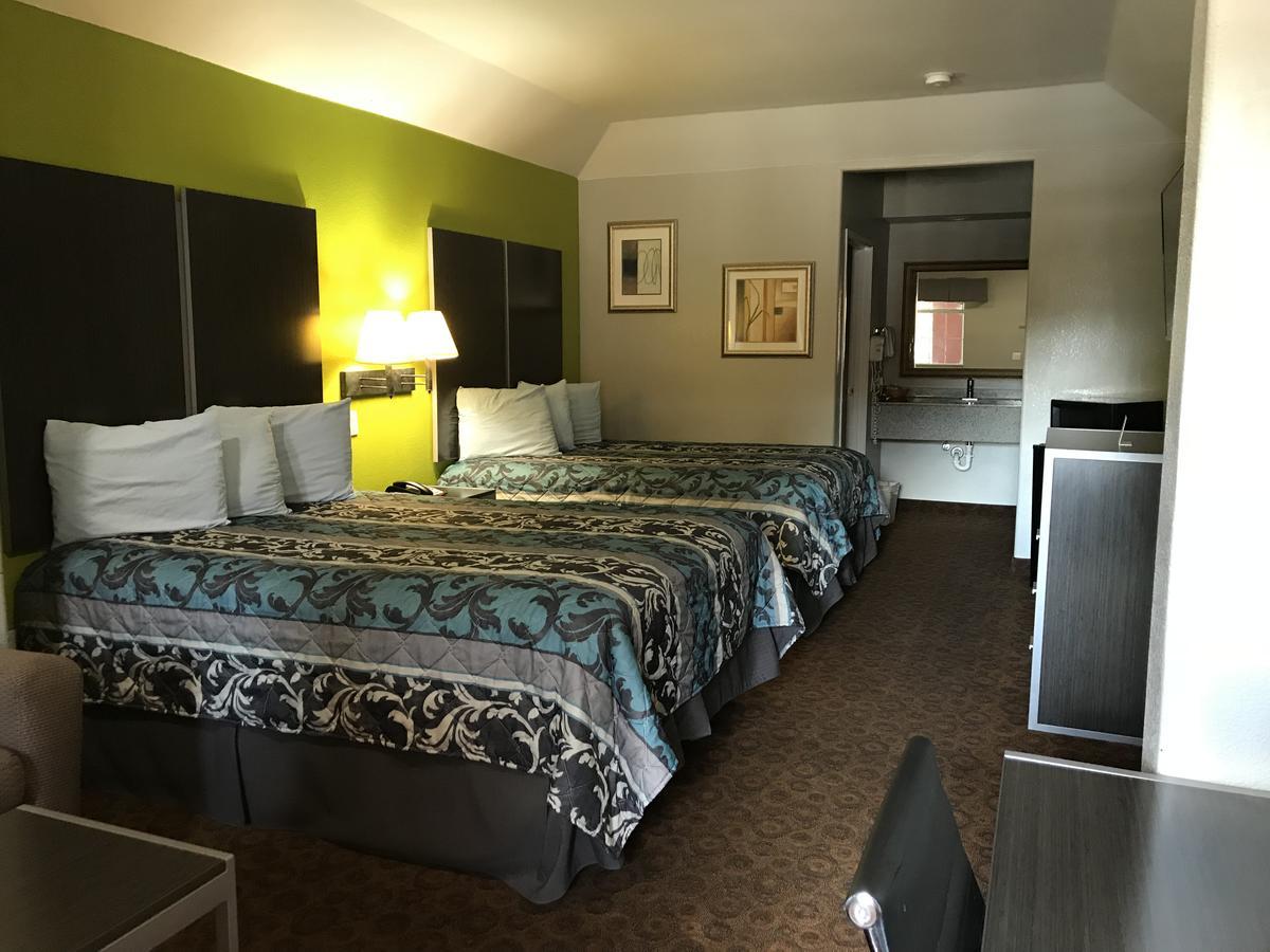 Camelot Inn And Suites 앨딘 외부 사진