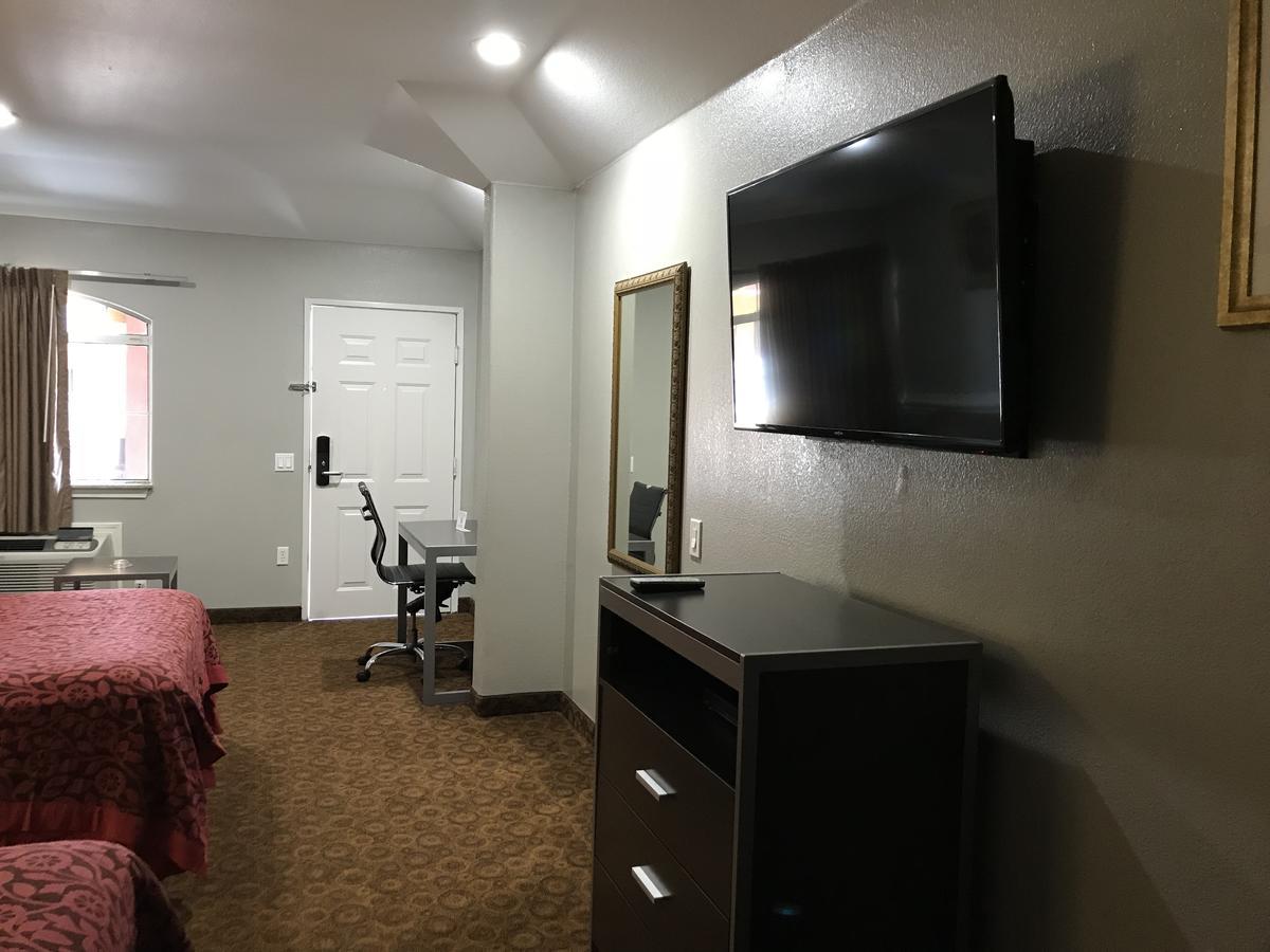 Camelot Inn And Suites 앨딘 외부 사진