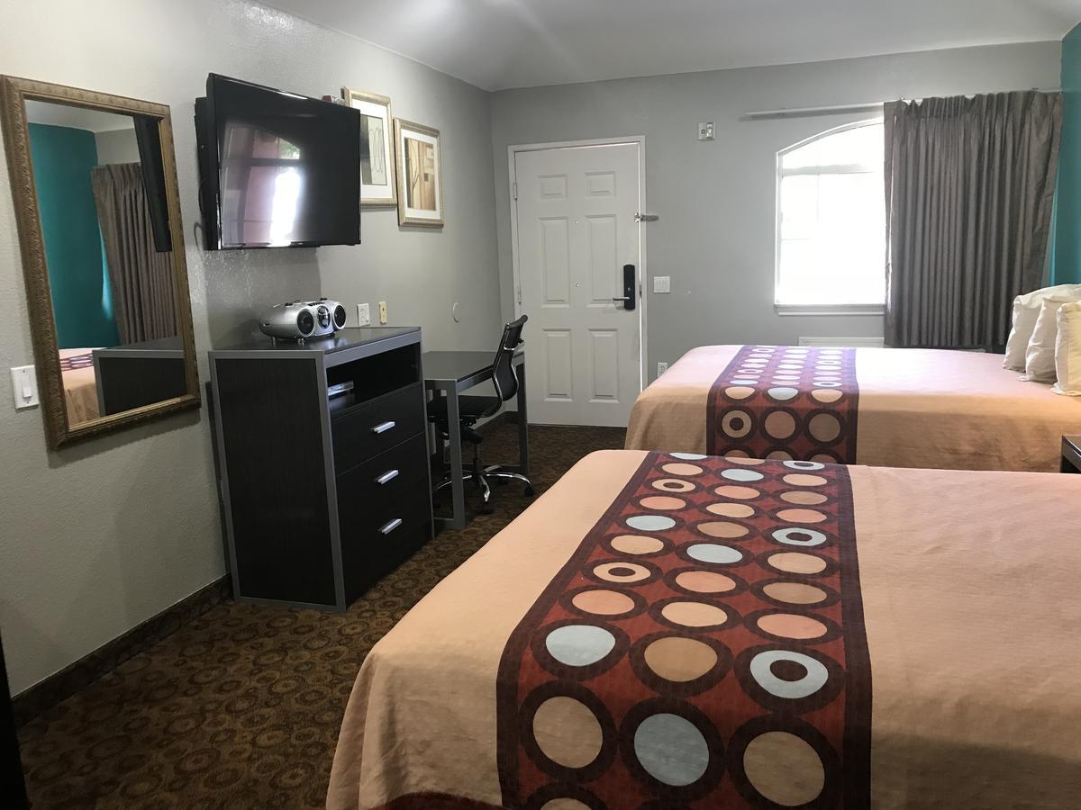 Camelot Inn And Suites 앨딘 외부 사진