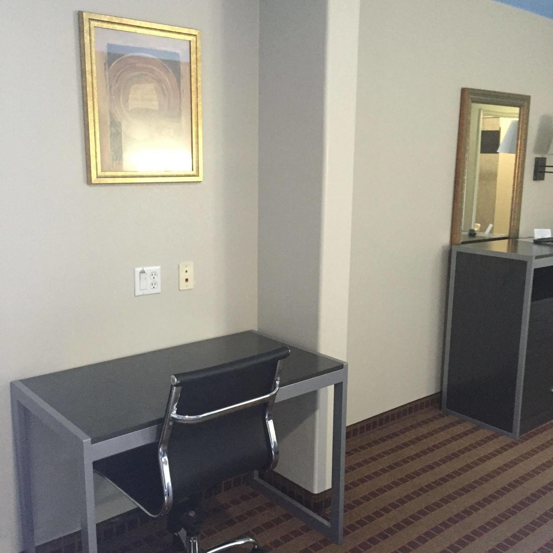 Camelot Inn And Suites 앨딘 외부 사진