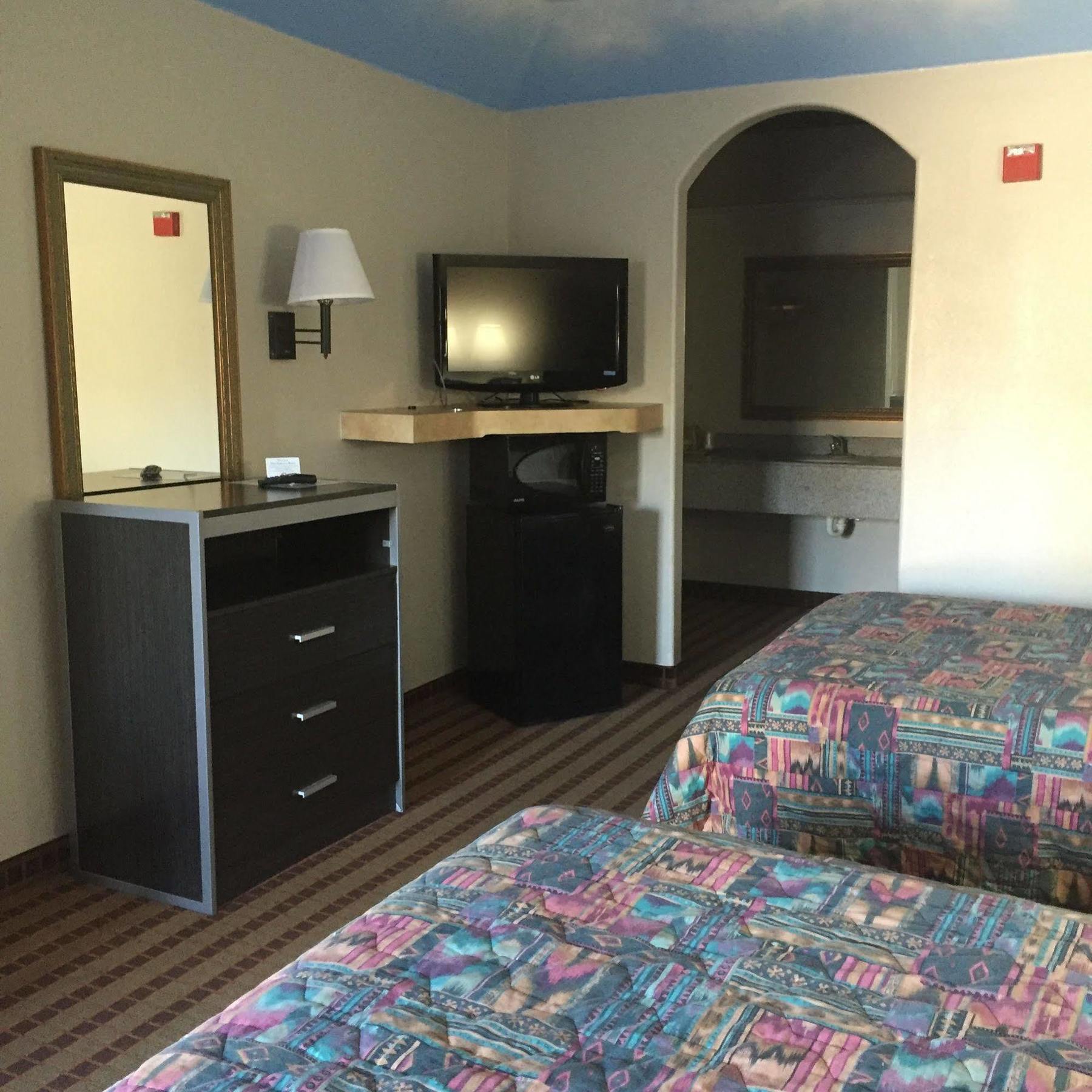 Camelot Inn And Suites 앨딘 외부 사진