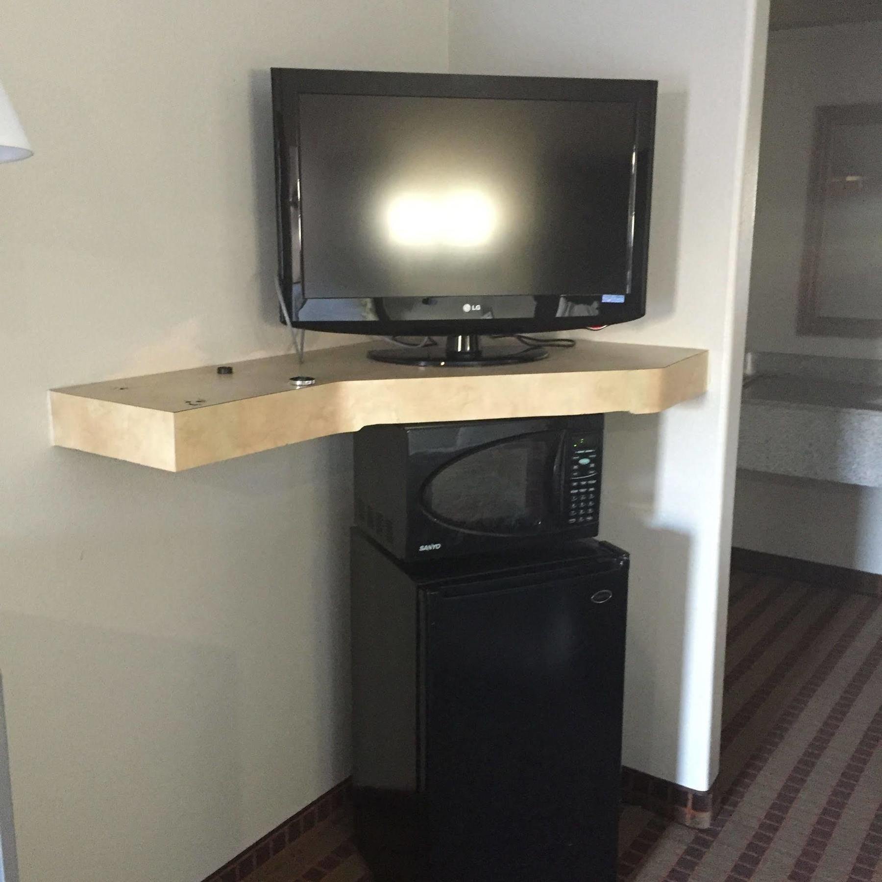 Camelot Inn And Suites 앨딘 외부 사진